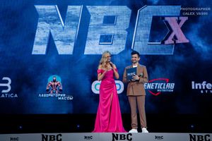 Голубочкин, Ли Прист, Ведущие